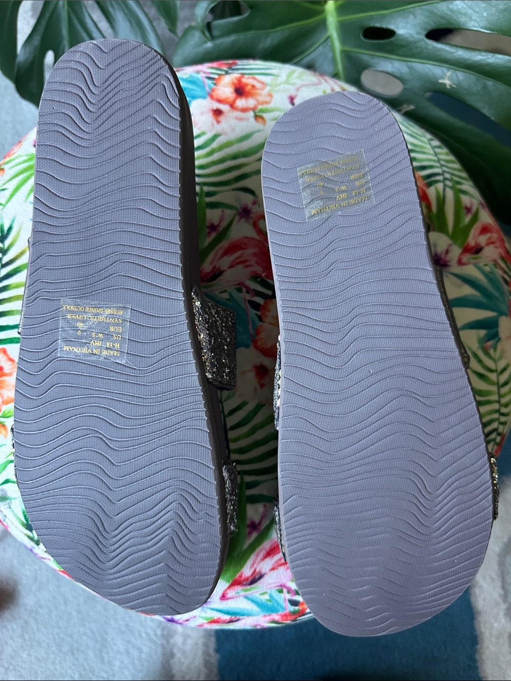 Reef Glitter Double-Strap Slide Sandal - Silver - Picture 3 of 3